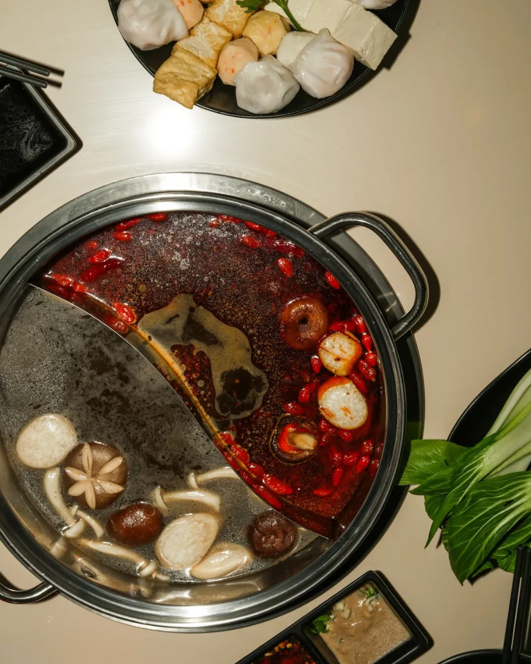 Okładka kampanii HOTPOT Asia Deli